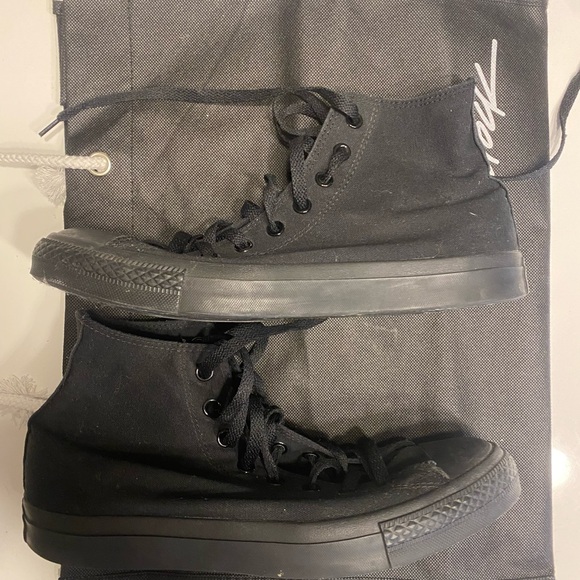 Black hi top converse triple black - Picture 4 of 4